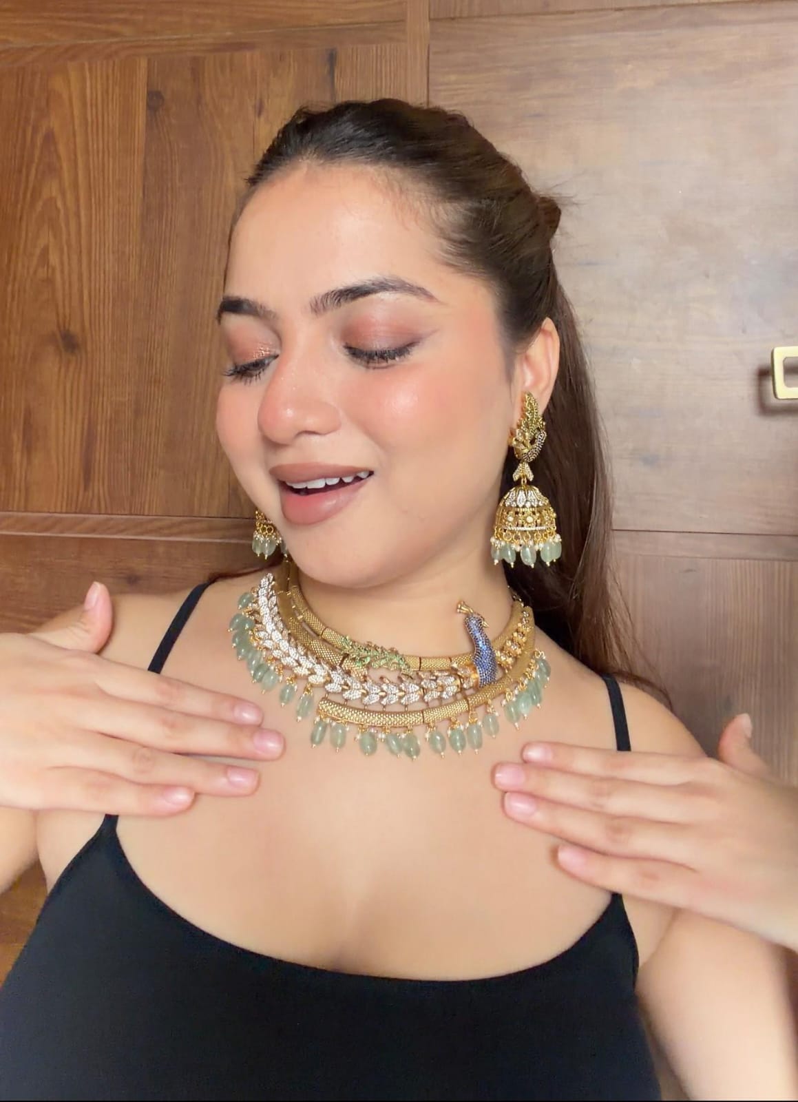 Vantara Neckpiece with earrings 1.2 image 0