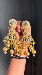 Suman earrings - green image 0