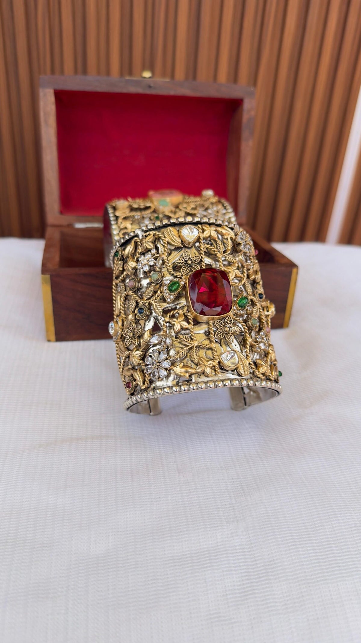 Suhana Handcrafted Kada image 3