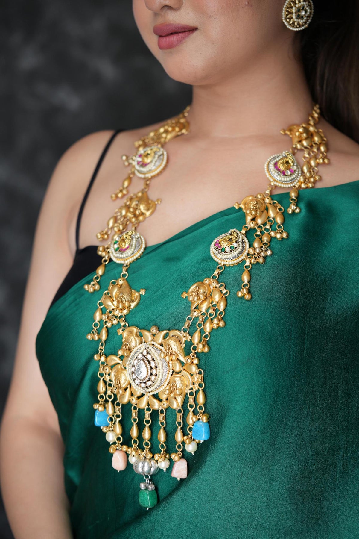 Tribal gold plated maharani haar with earrings image 3