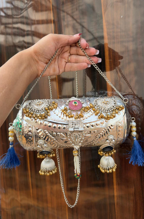 Aditi bag2 image 0
