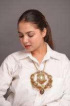 Sasha neckpiece image 1