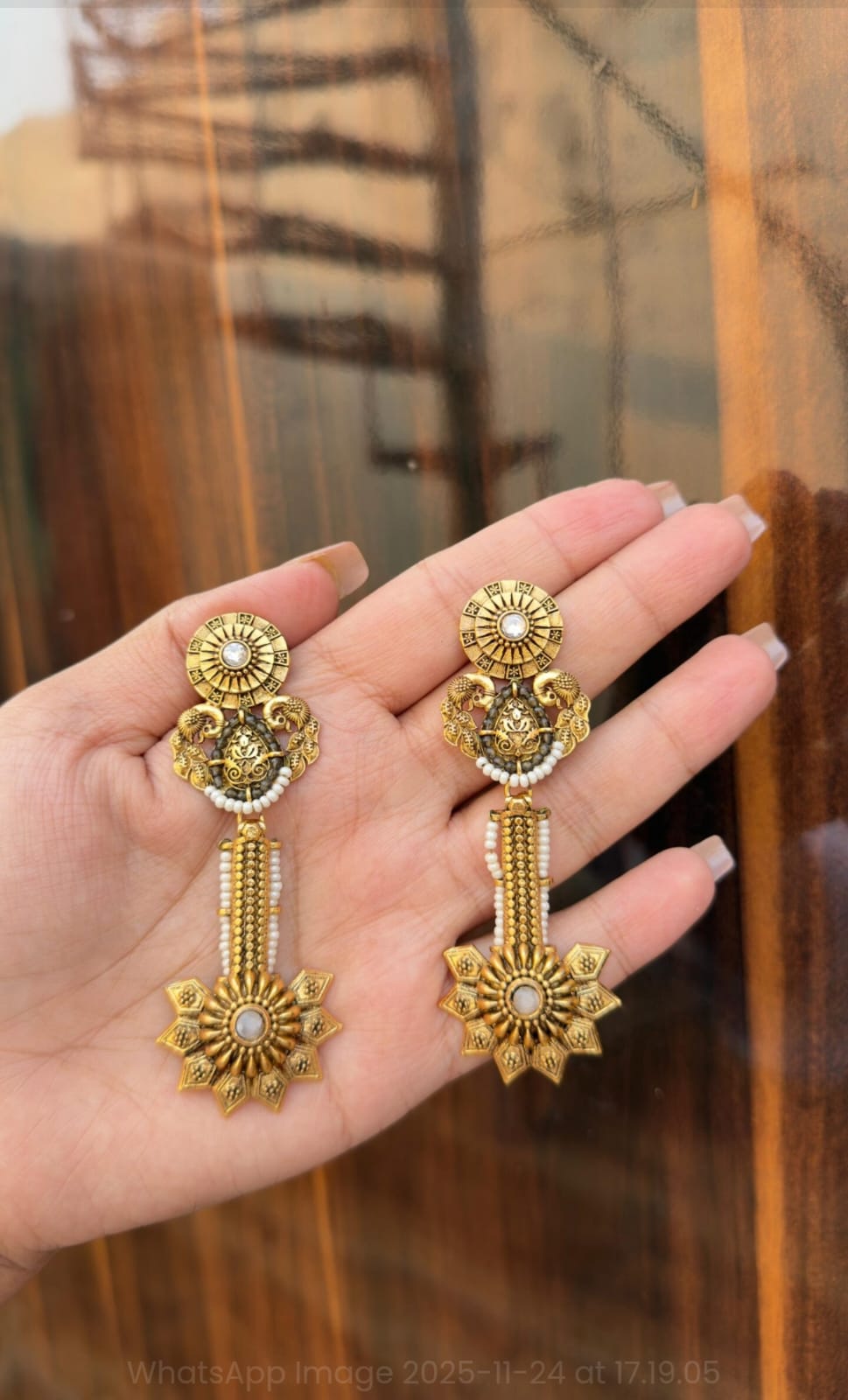 Jigri earrings image 6