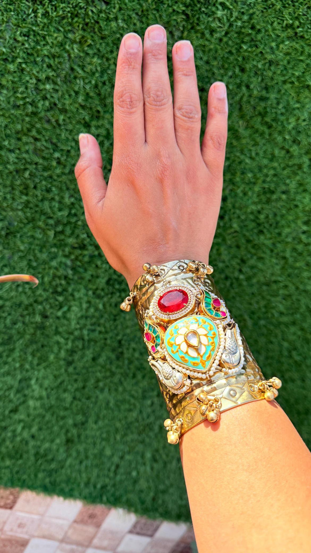 Precious stone Master handcuff image 0