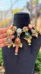 Milli Neckpiece image 0