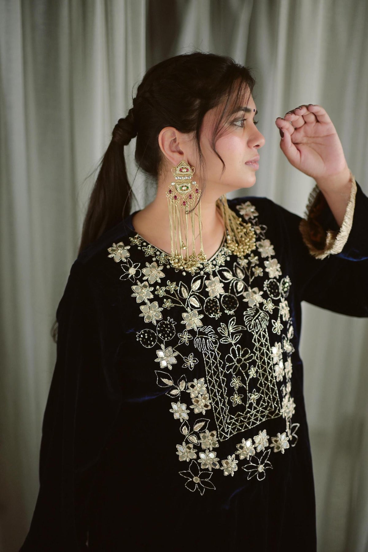 Kashmiri falling earrings image 3