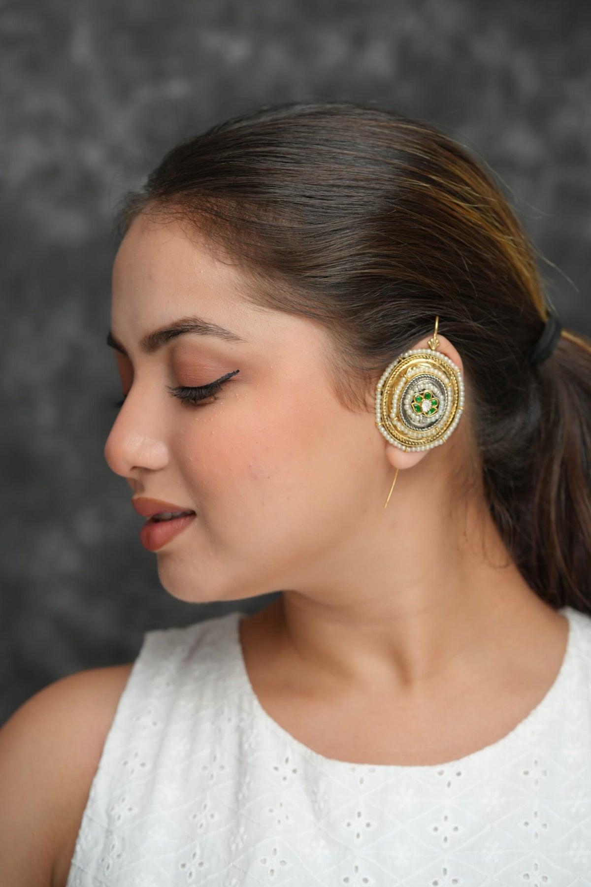 Tahira earrings image 1
