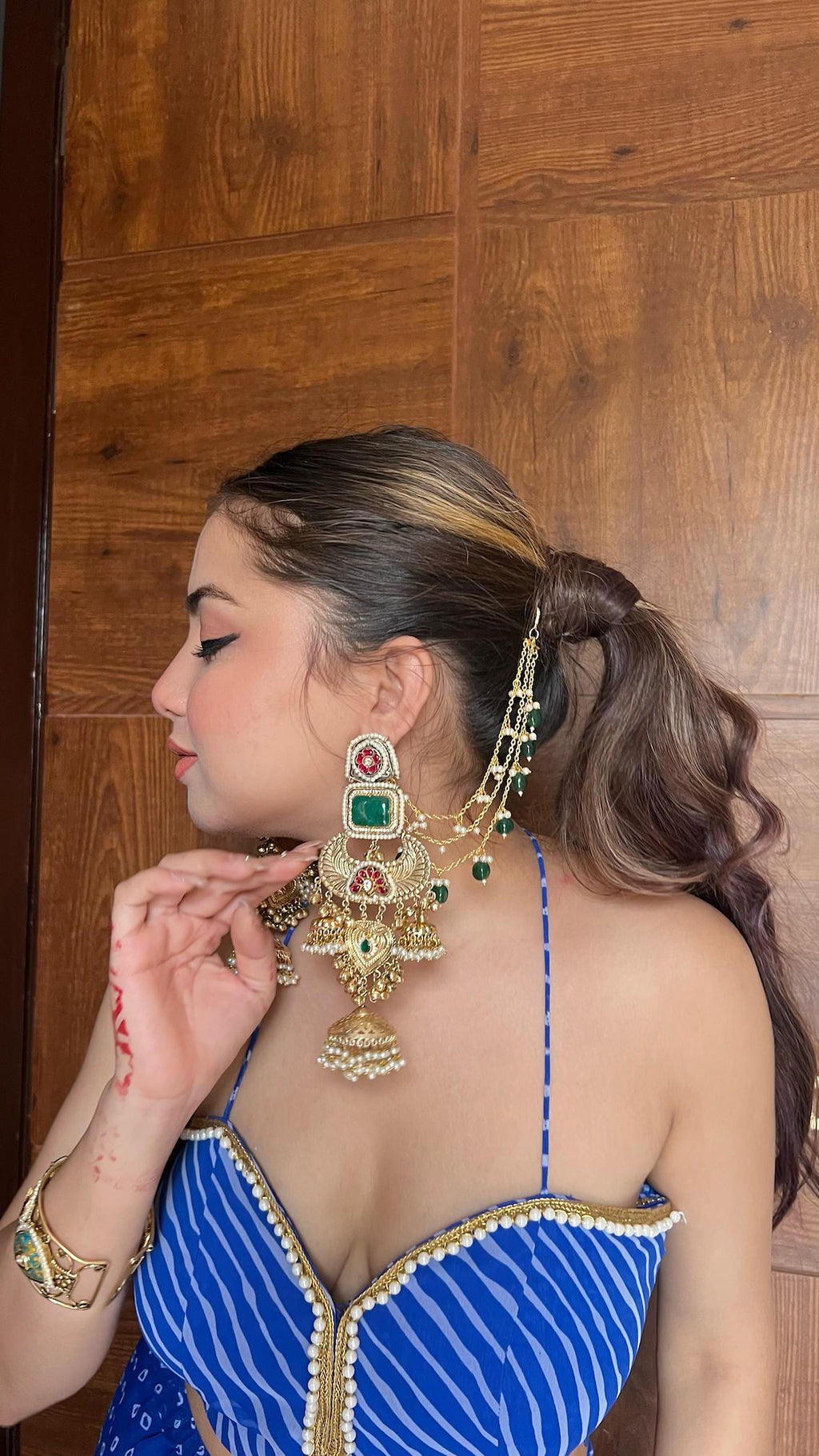 Meher jhumka - dark green image 2