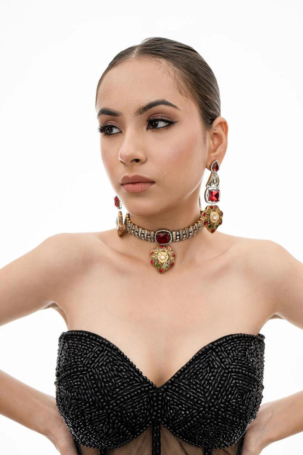Partaash small choker with long earrings image 1