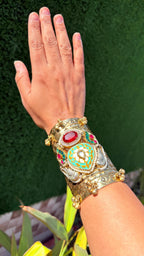 Precious stone Master handcuff image 1
