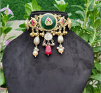 Aarohi choker - Dark Green image