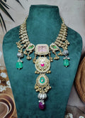 Arush neckpiece image 0