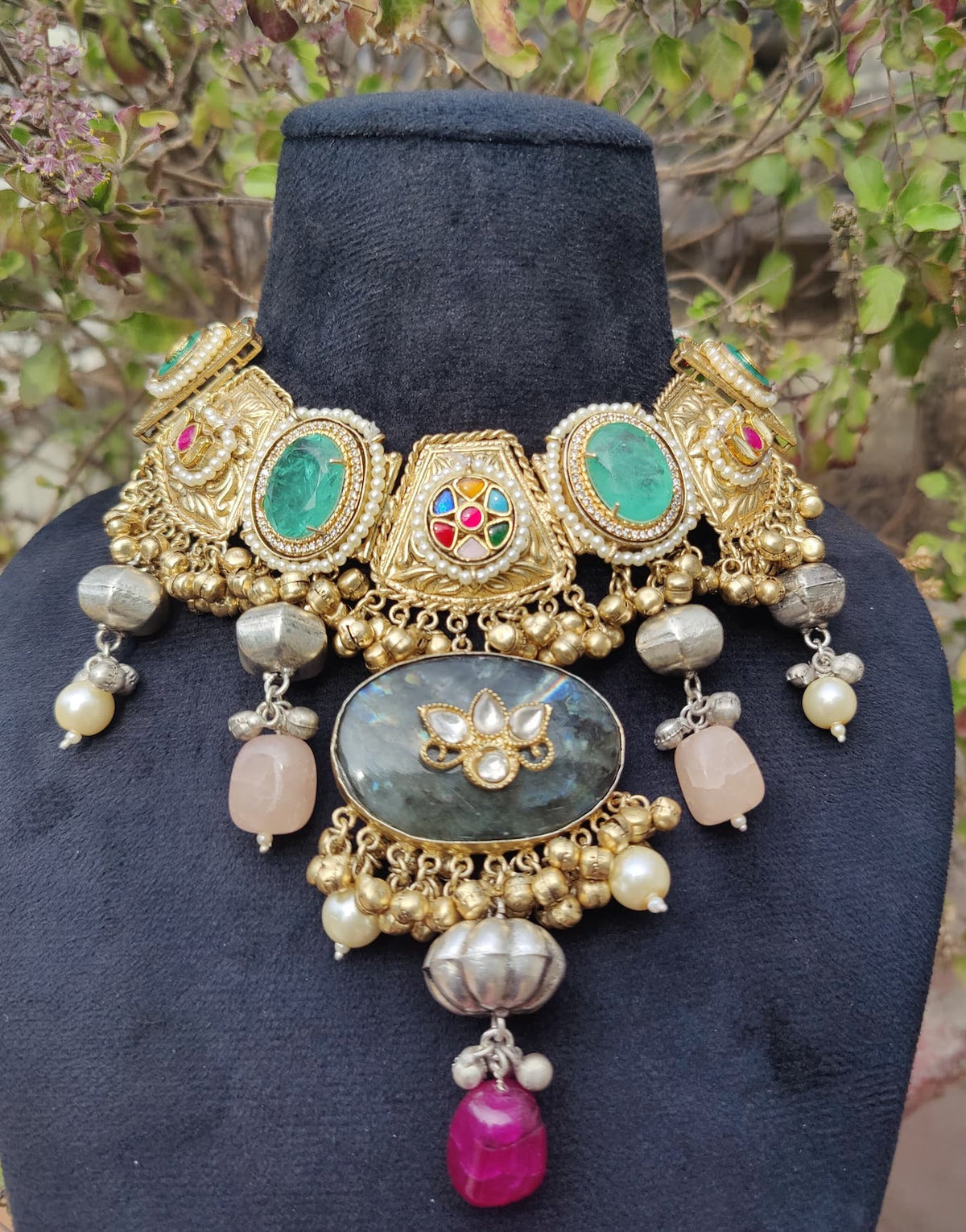 Mahi Navrataran choker image 2