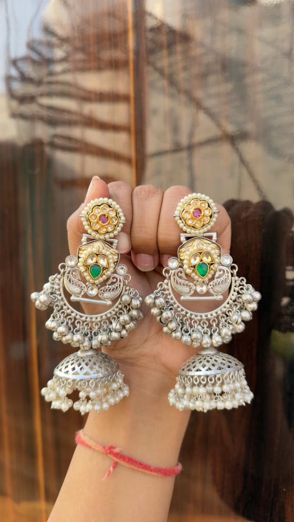 Riya Earrings - Silver image