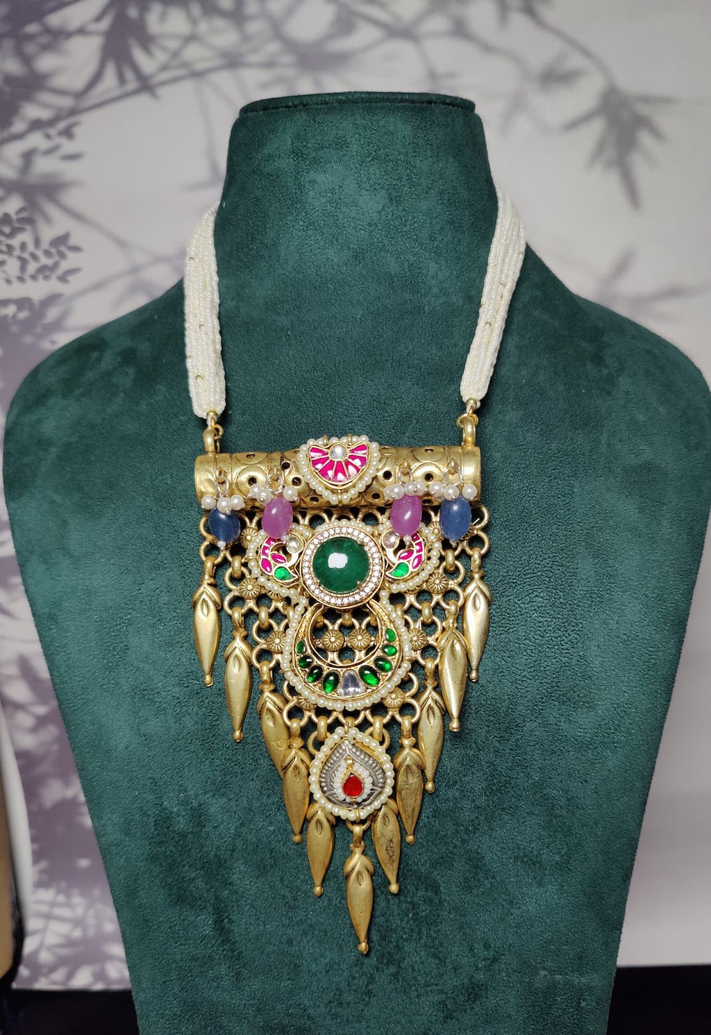 Dhanush pendant - green image 1