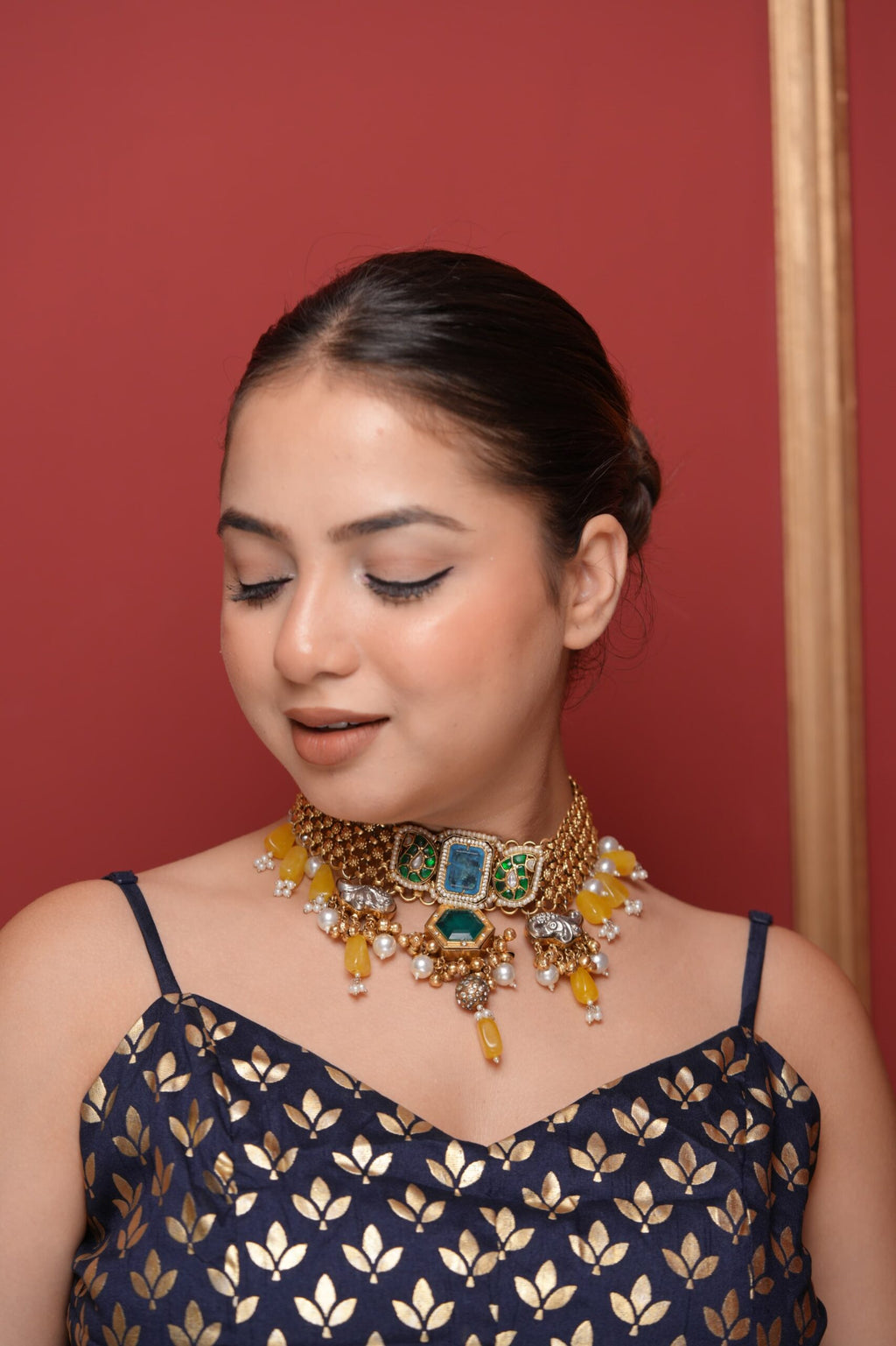 Alvira choker-blue and green colour image 2