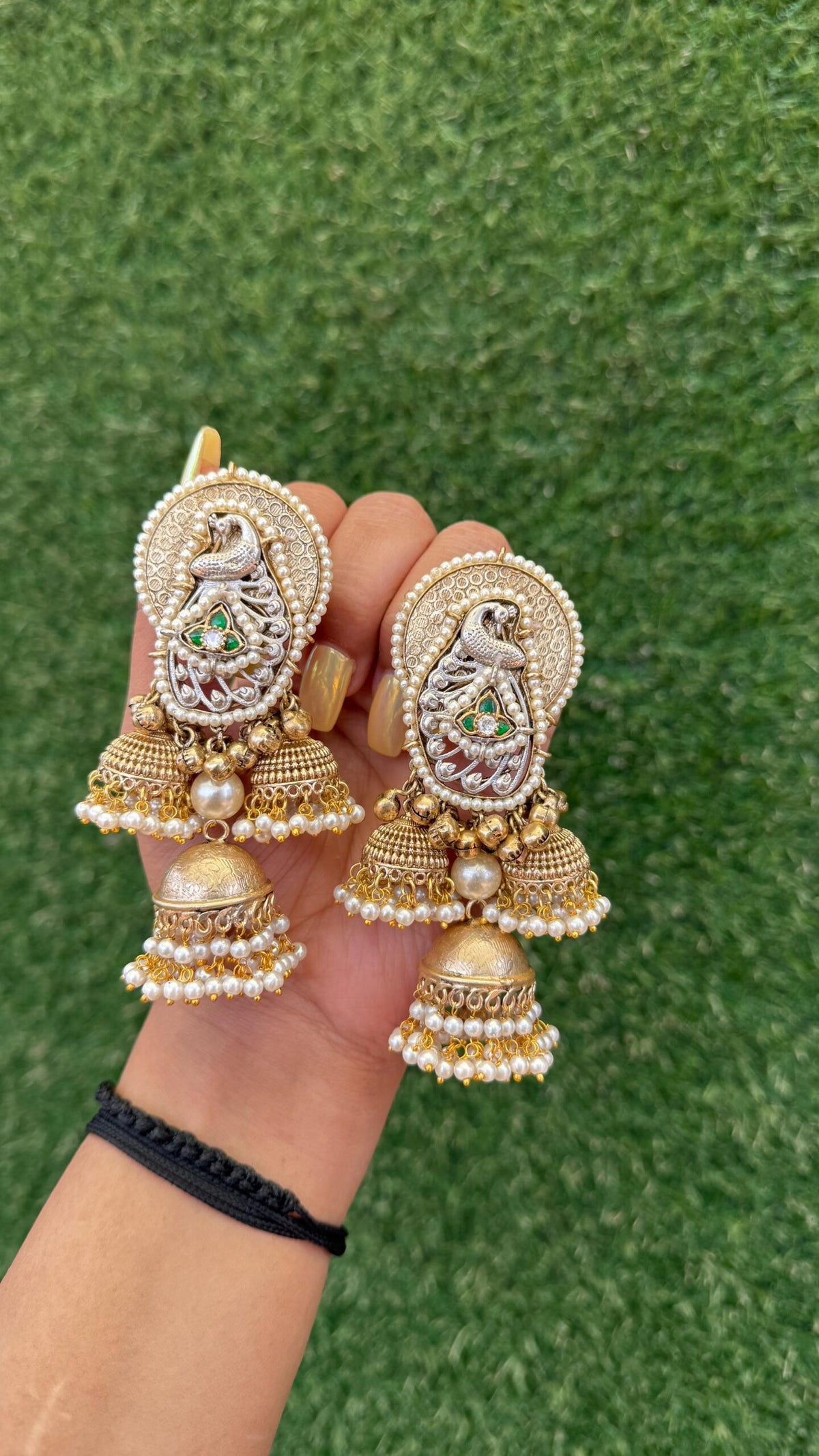 Saaz earrings image 0