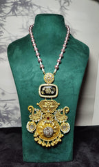 Anuradha pendant image 1