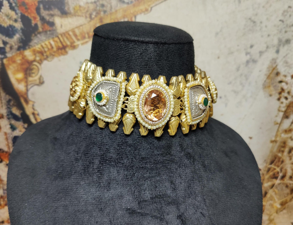 Mehek choker - Brown image 2