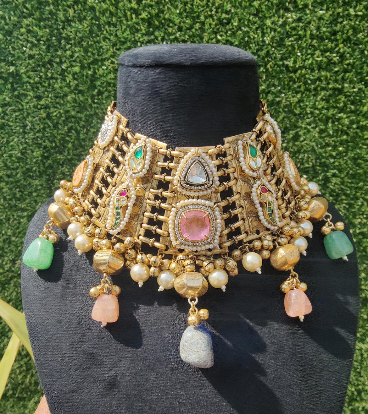 Milli Choker image 6