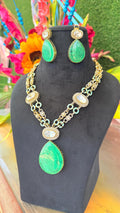 Royal Neckpiece with earrings image 0