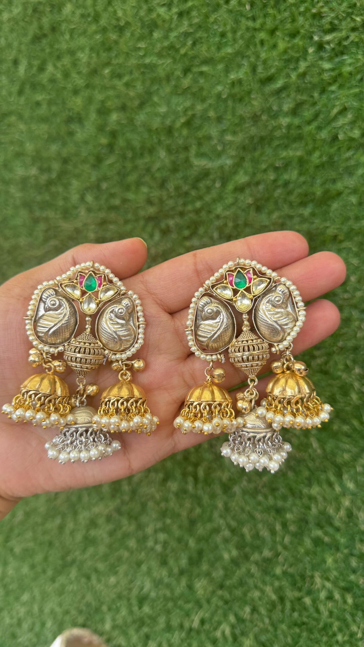 Dual tone jhumki image 0