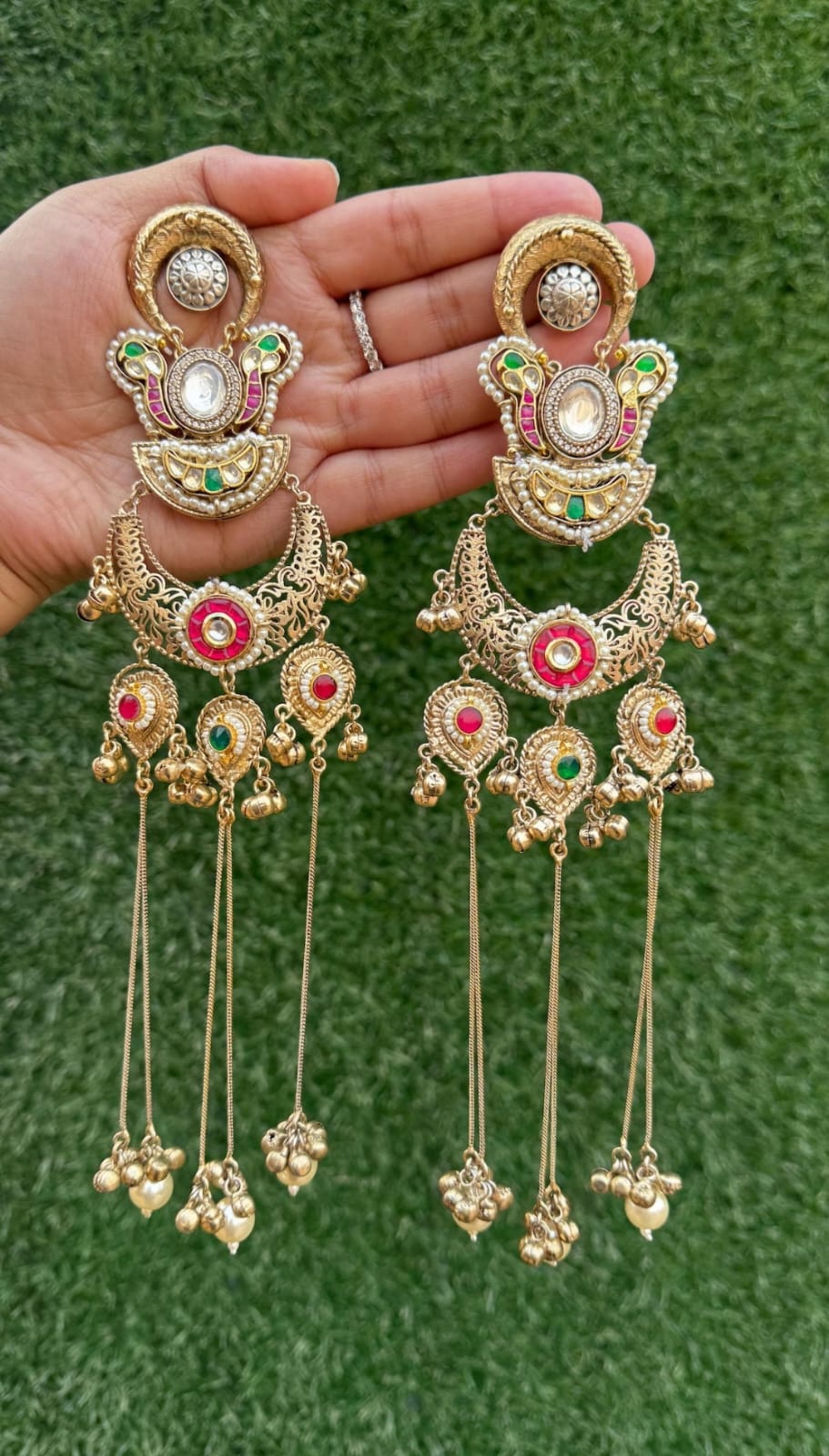 Nazia Earrings image 5
