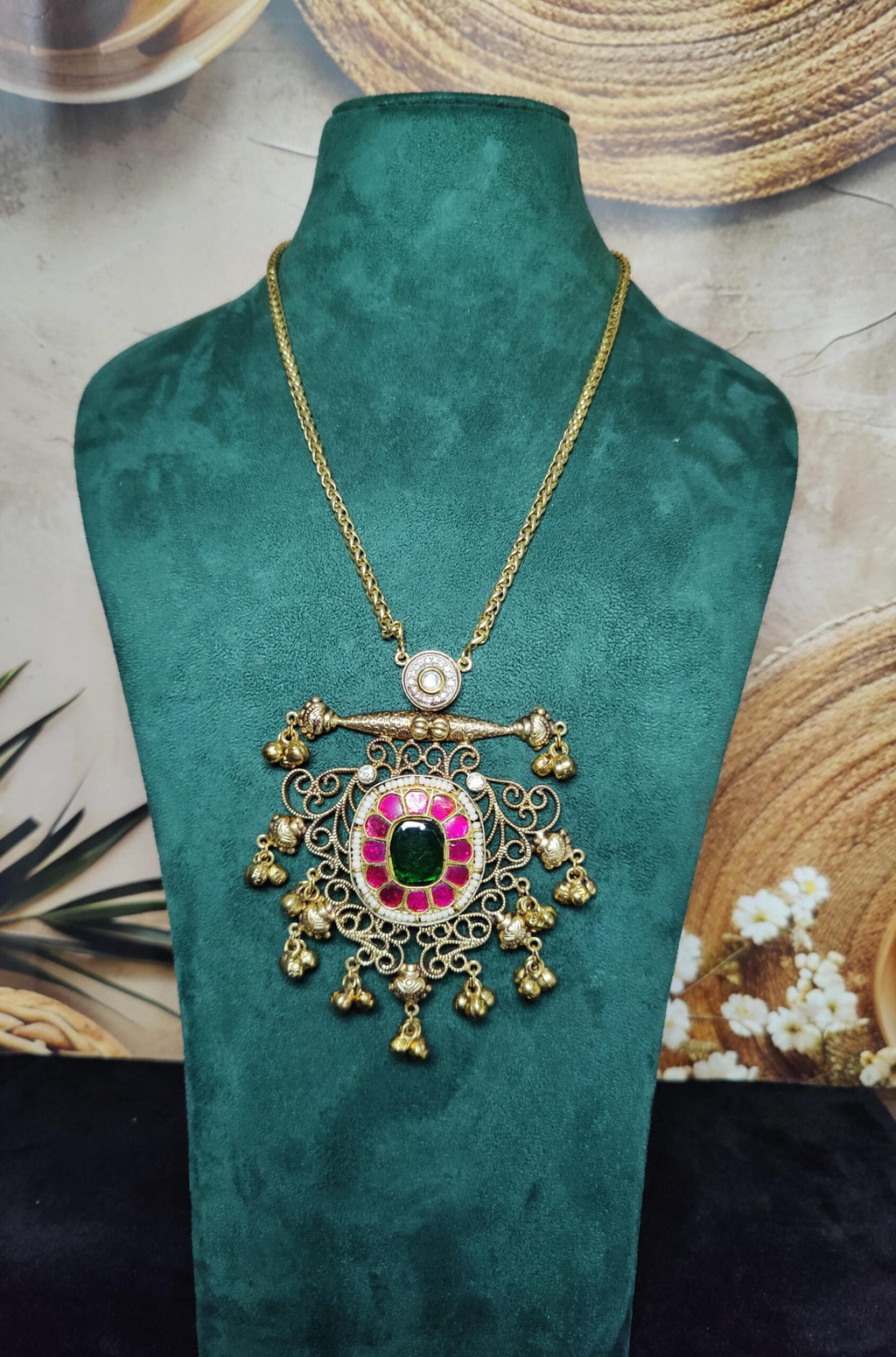 siya pendant image 1