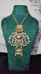 Meghna pendant image 1