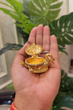 Swan sindoor box