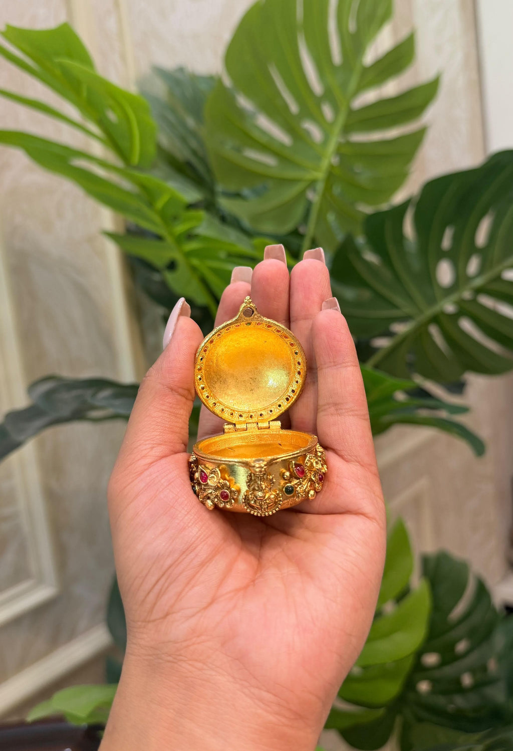 Divine Ganesha Sindoor Box