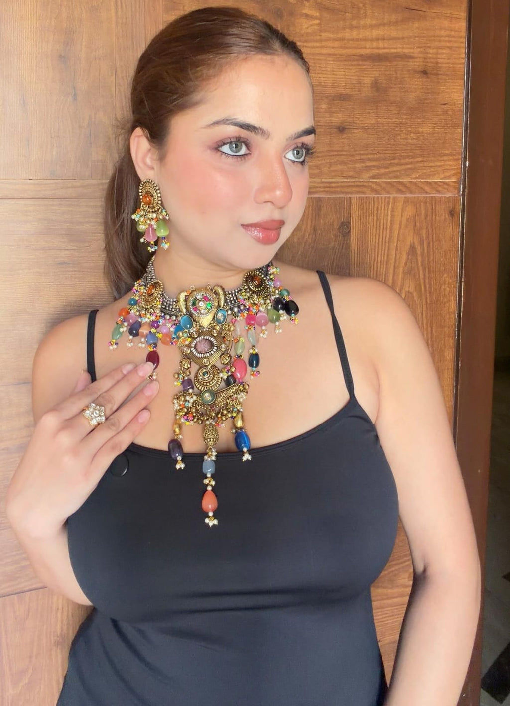 Shakti Neckpiece with earrings