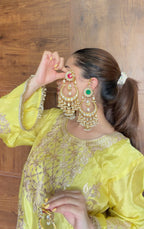 Mahnoor jhumka