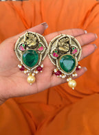 Arya studs