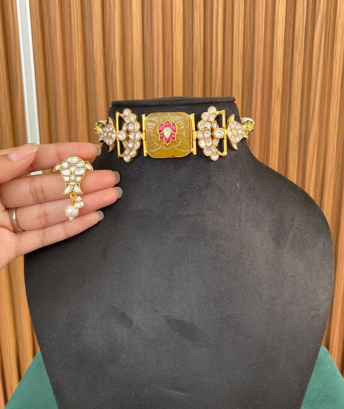 Safa Neckpiece set- Yellow