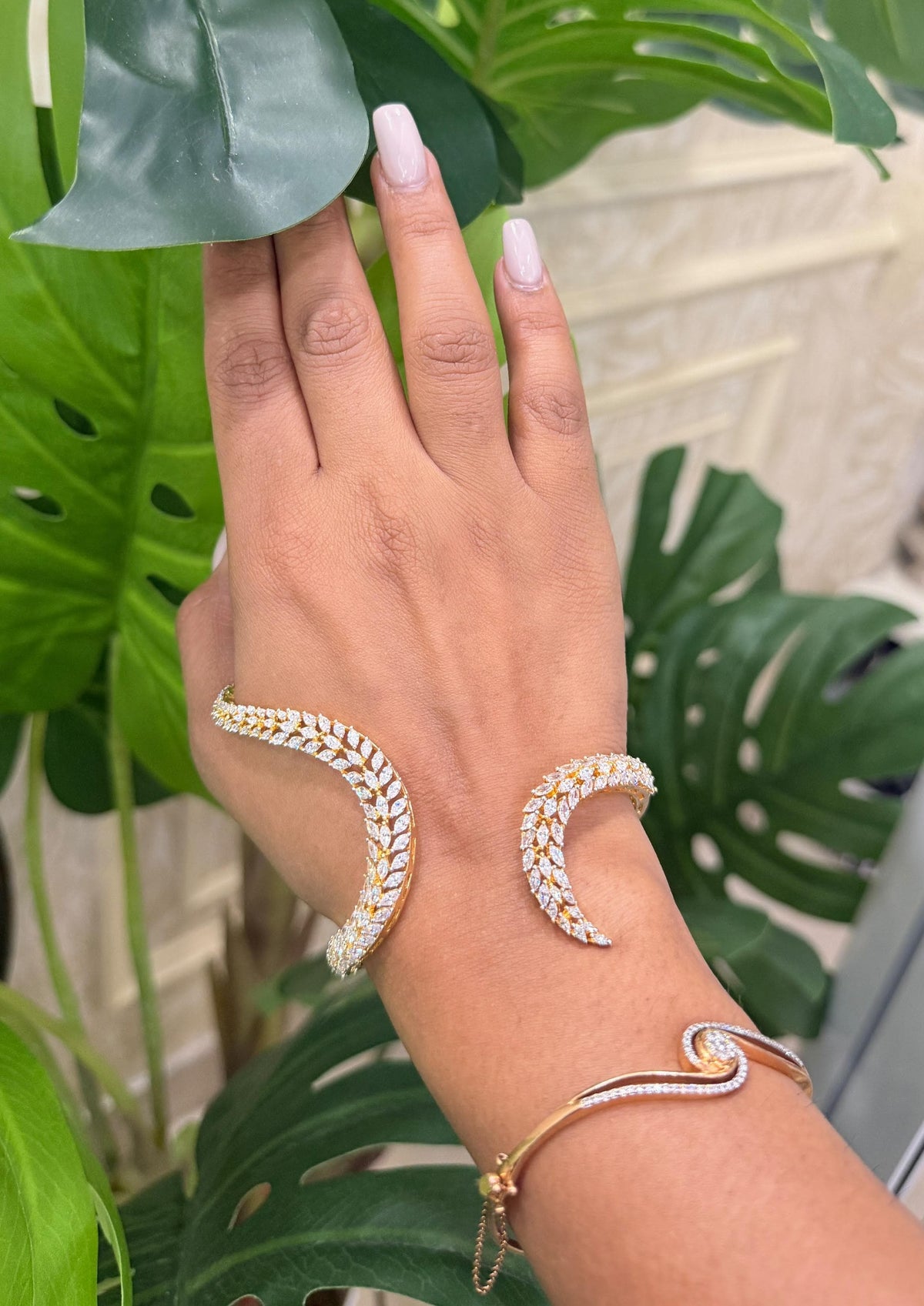 Hand Harness