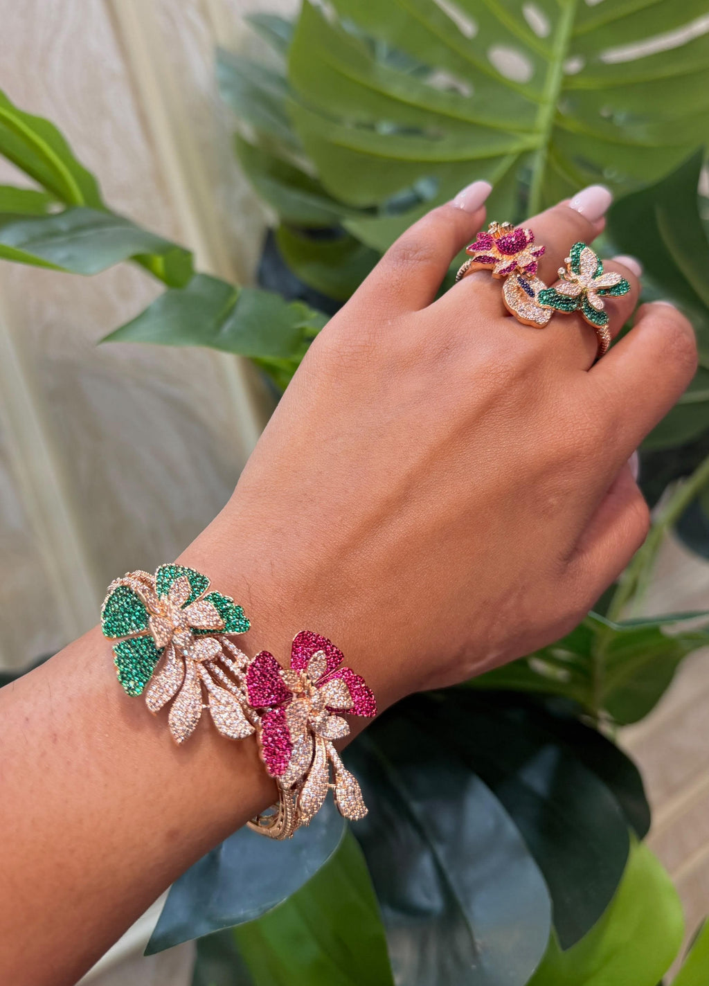 Butterfly Luxe Handcuff