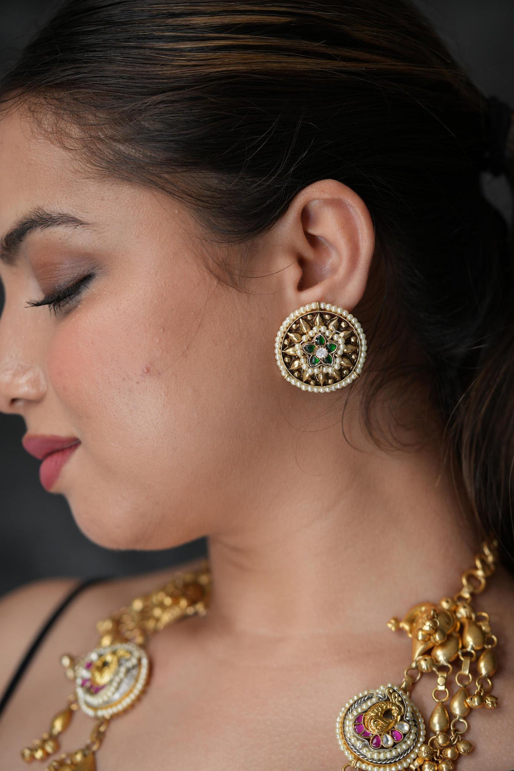 Tribal gold plated maharani haar with earrings image 5