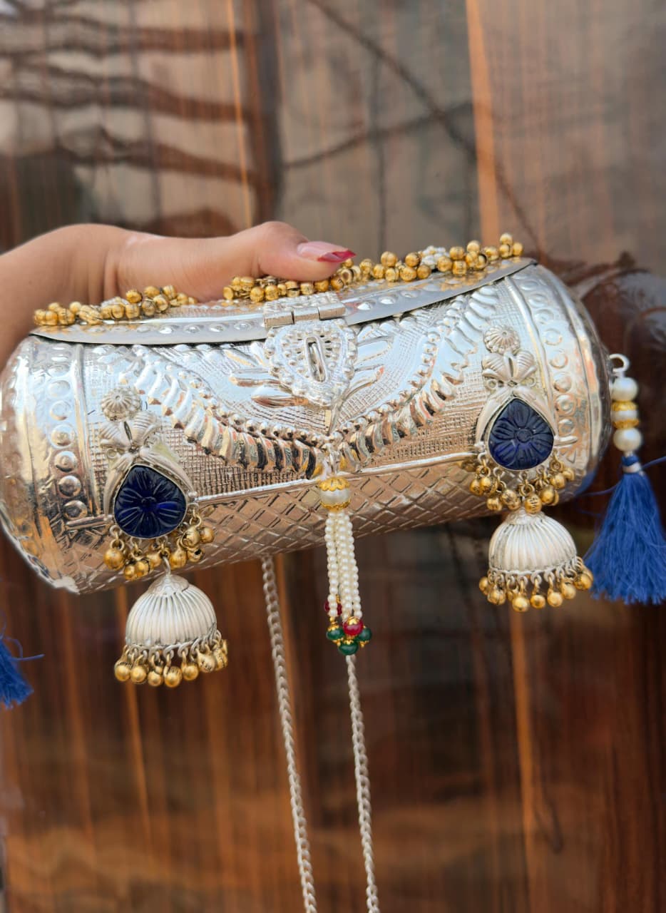 Aditi bag2 image 1