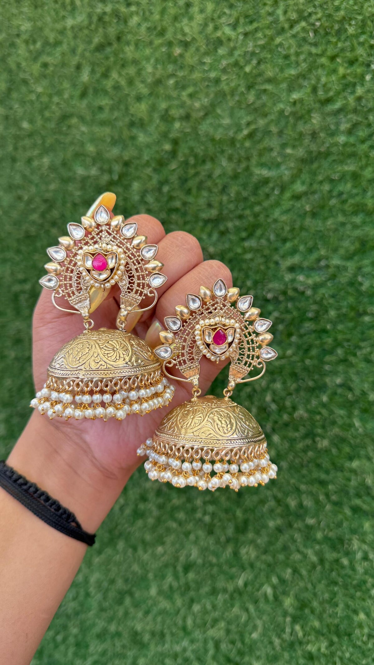 Adhira earrings image 0