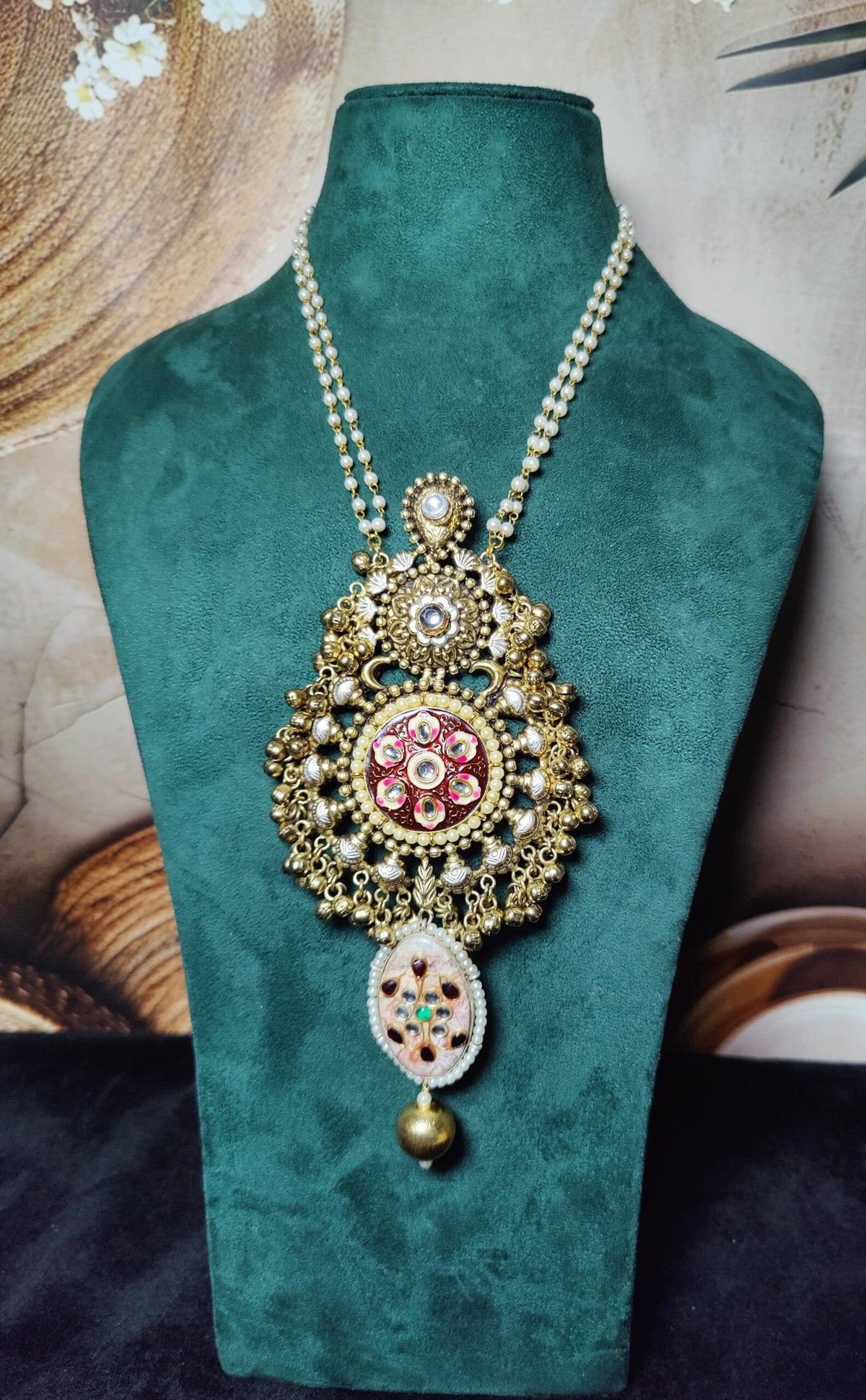Ragini pendant2 image 0
