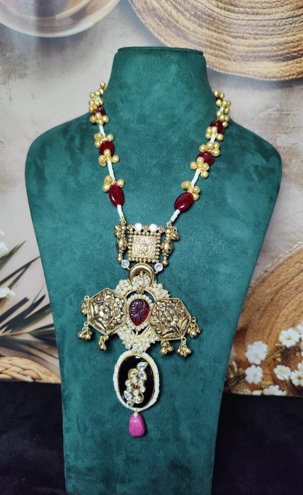 Ghazal pendant image 1