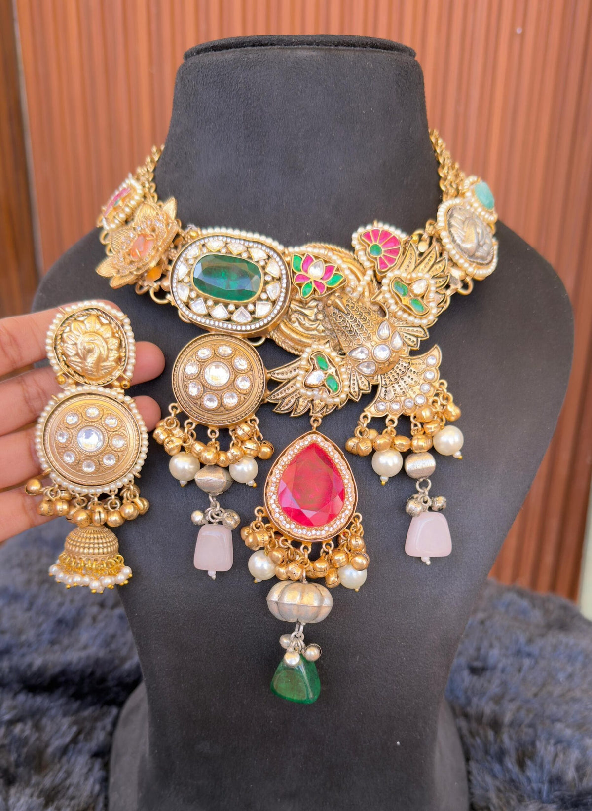 Patola Neckpiece with earrings10 image 0