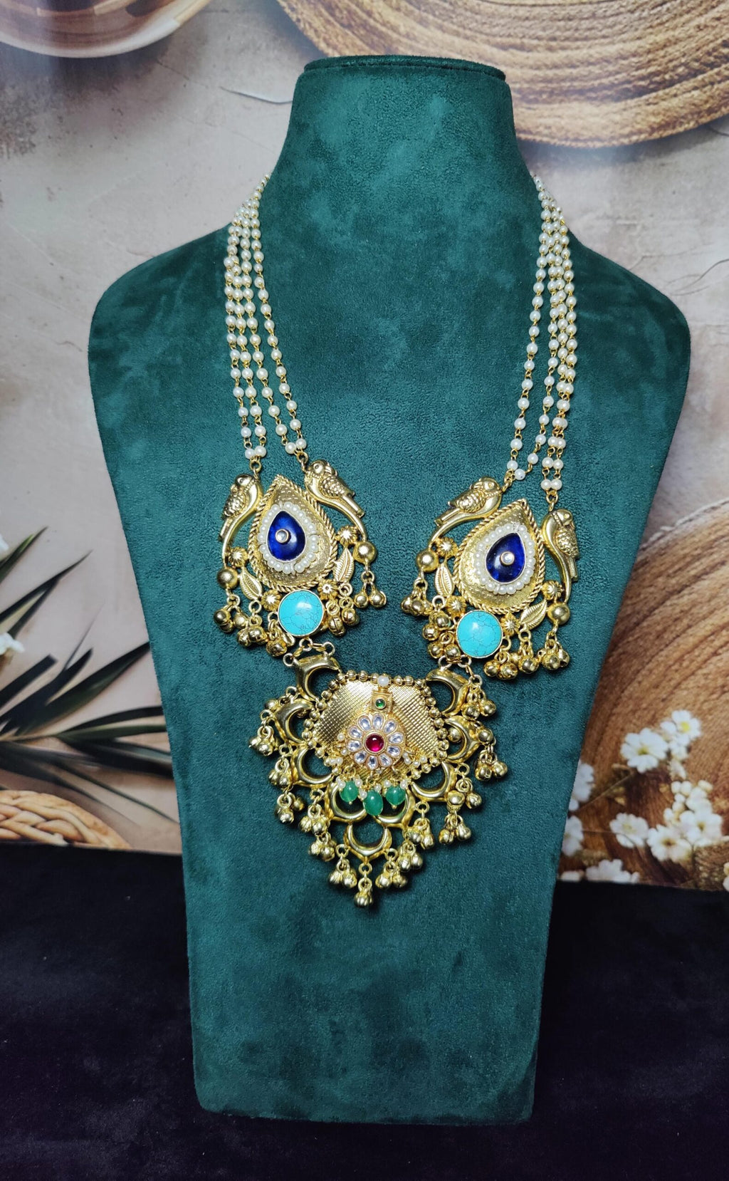 Pearl mala pendant image 1