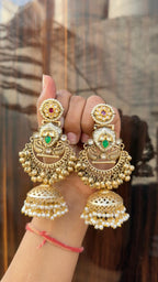 Riya Earrings image 0
