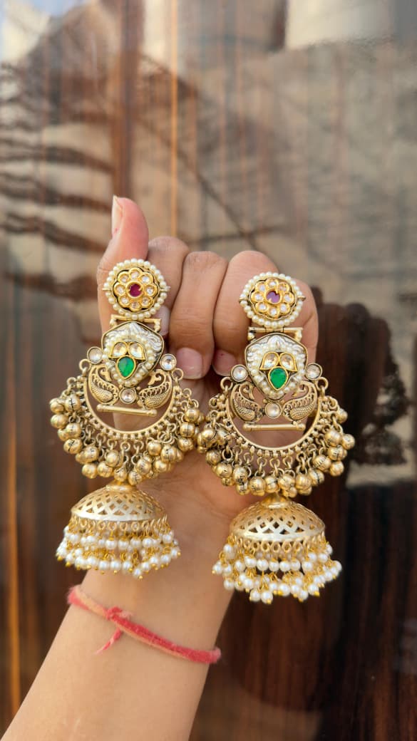 Riya Earrings - Gold image