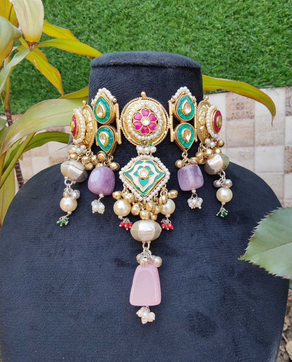 Gold choker with green stone image 1