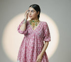 Pria neckpiece image 1