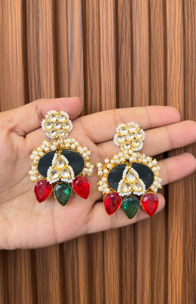 Adhira earrings image 0