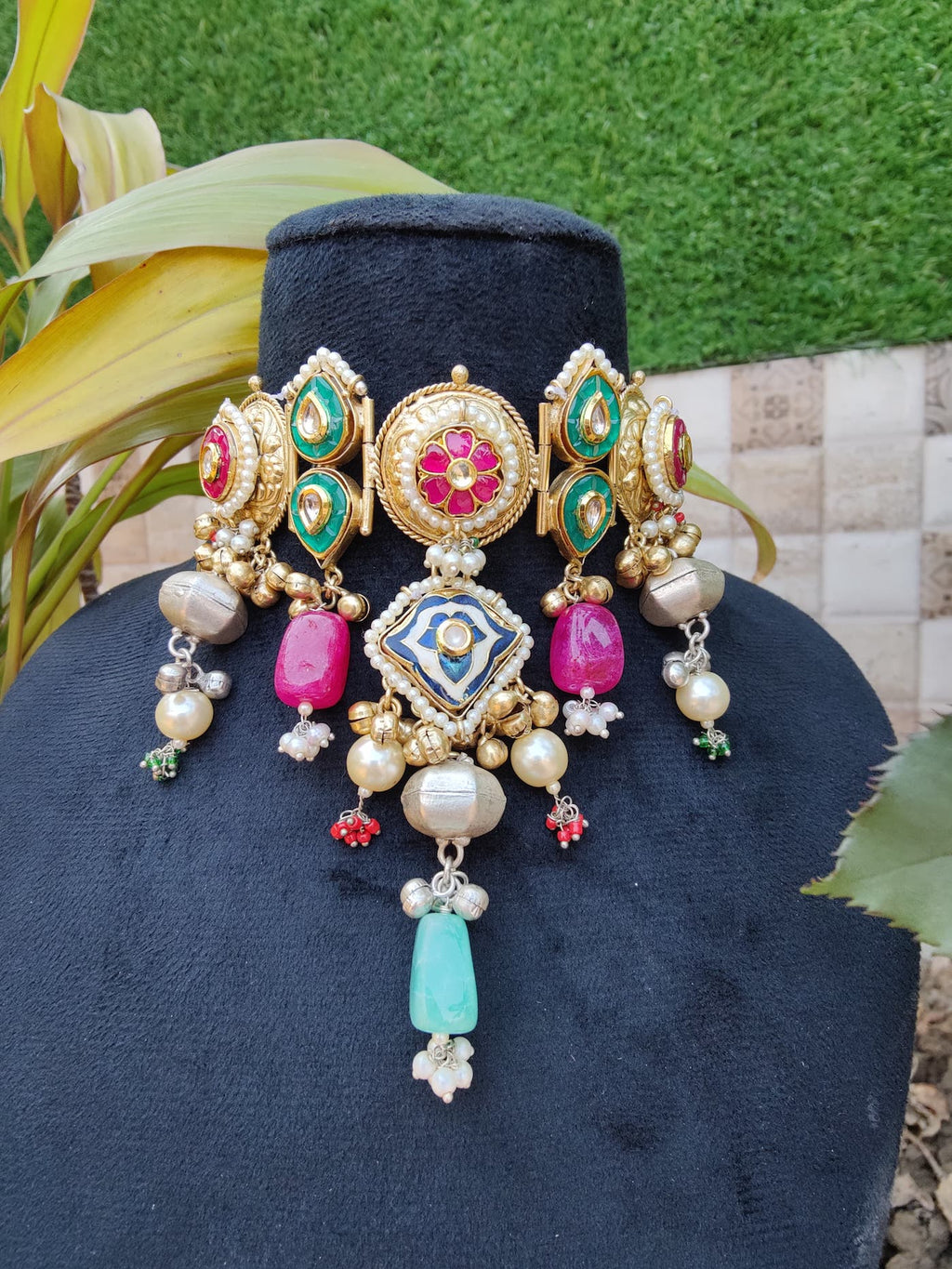 Gold choker with blue stones image 2